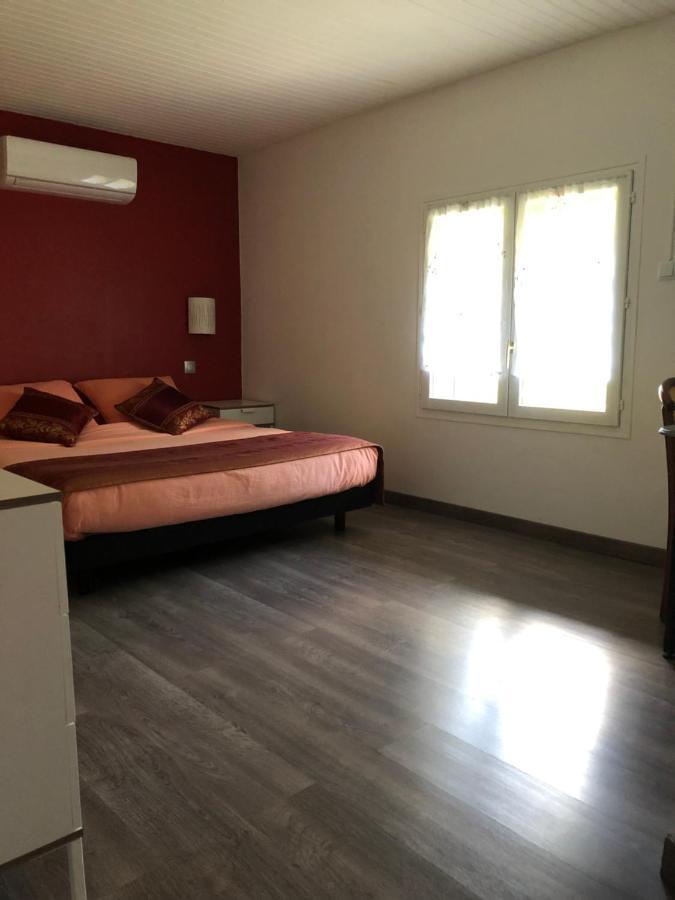 Bed and Breakfast La Ferme Du Bonheur Arbigny Экстерьер фото