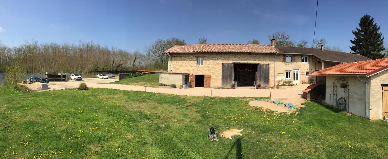 Bed and Breakfast La Ferme Du Bonheur Arbigny Экстерьер фото